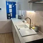 Apartment Blue House - Old Town, Ac Bratislava