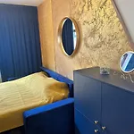 Apartment Blue House - Old Town, Ac Bratislava