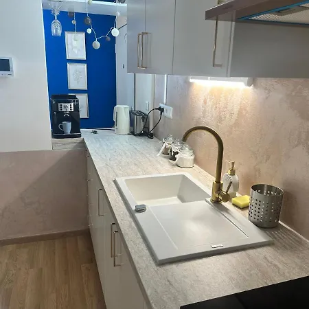 Apartment Blue House - Old Town, Ac, Free Private Parking Bratislava