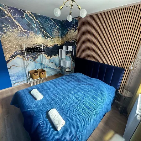 Blue House - Old Town, Ac Apartment