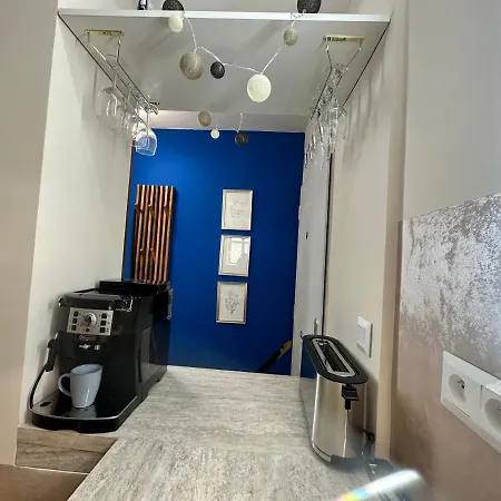 Апартаменти Blue House - Old Town, Ac, Free Private Parking *