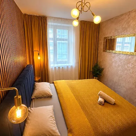 Blue House - Old Town, Ac, Free Private Parking Apartmán