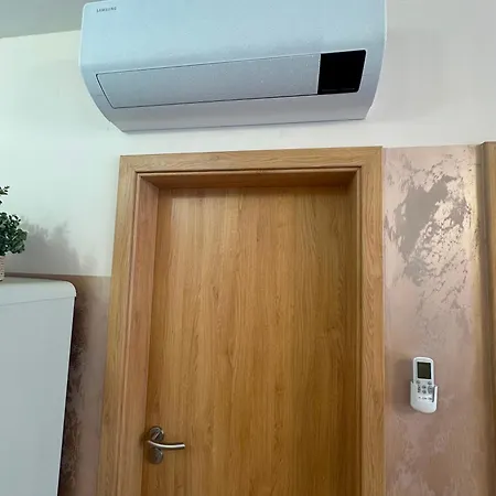 Blue House - Old Town, Ac, Free Private Parking * Bratislava