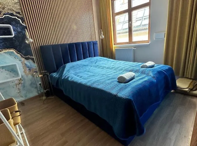 Blue House - Old Town, Ac Bratislava