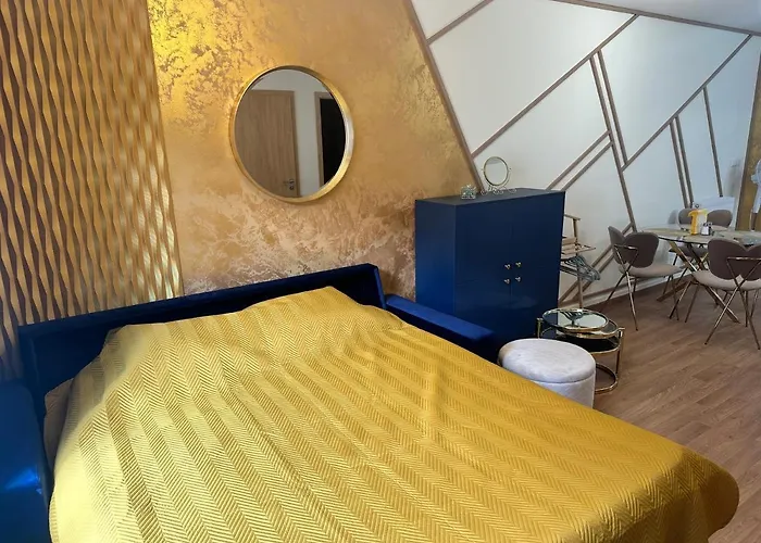 Blue House - Old Town, Ac Apartament