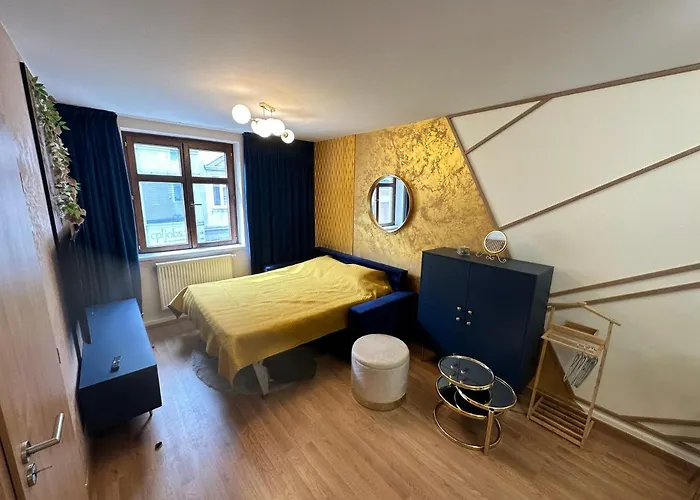 Blue House - Old Town, Ac