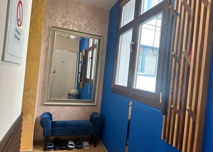 Blue House - Old Town, Ac